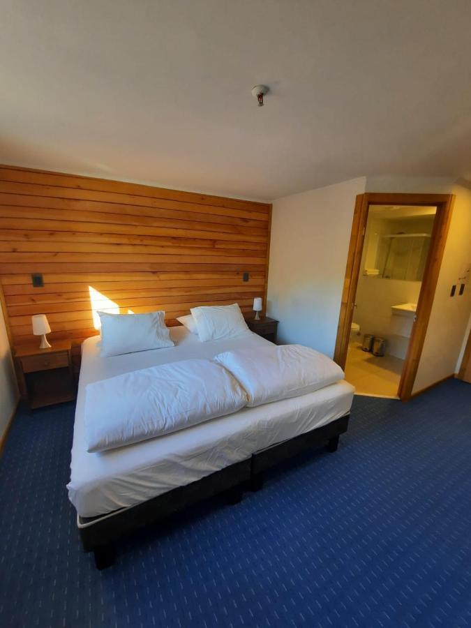 Las Bravas Lodge ลัสตรันกัส ภายนอก รูปภาพ